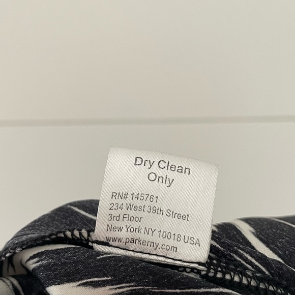 Parker Devlin Pants in Striga - Picture 8 of 9